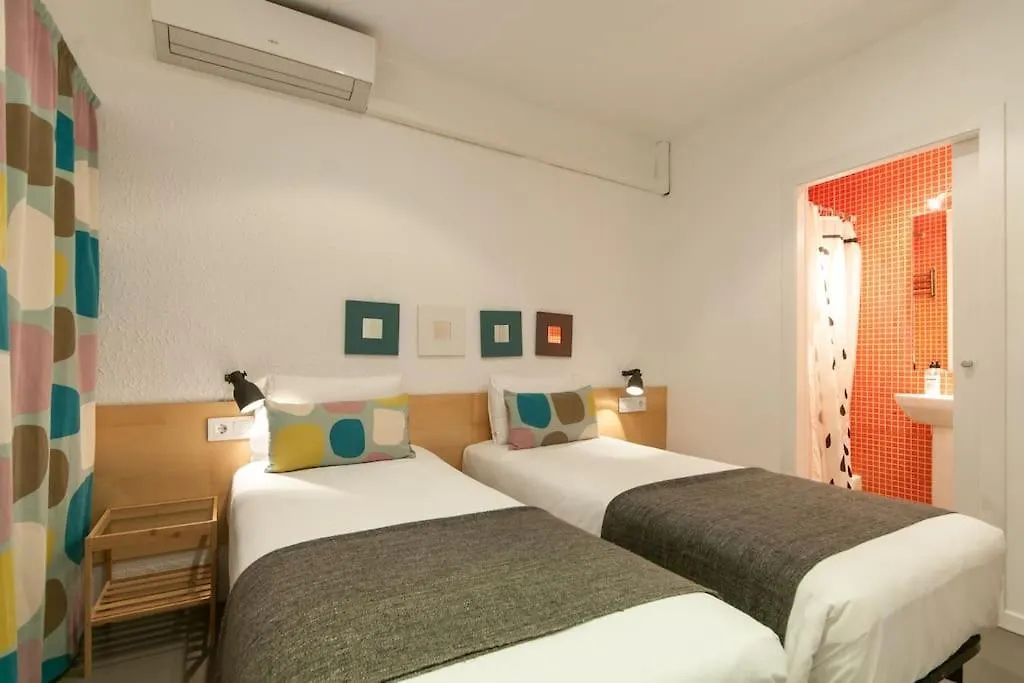 Charm And Privacy In Gothic Quarter - Central Apt By Myrentalhost 巴塞罗那 0*,  西班牙